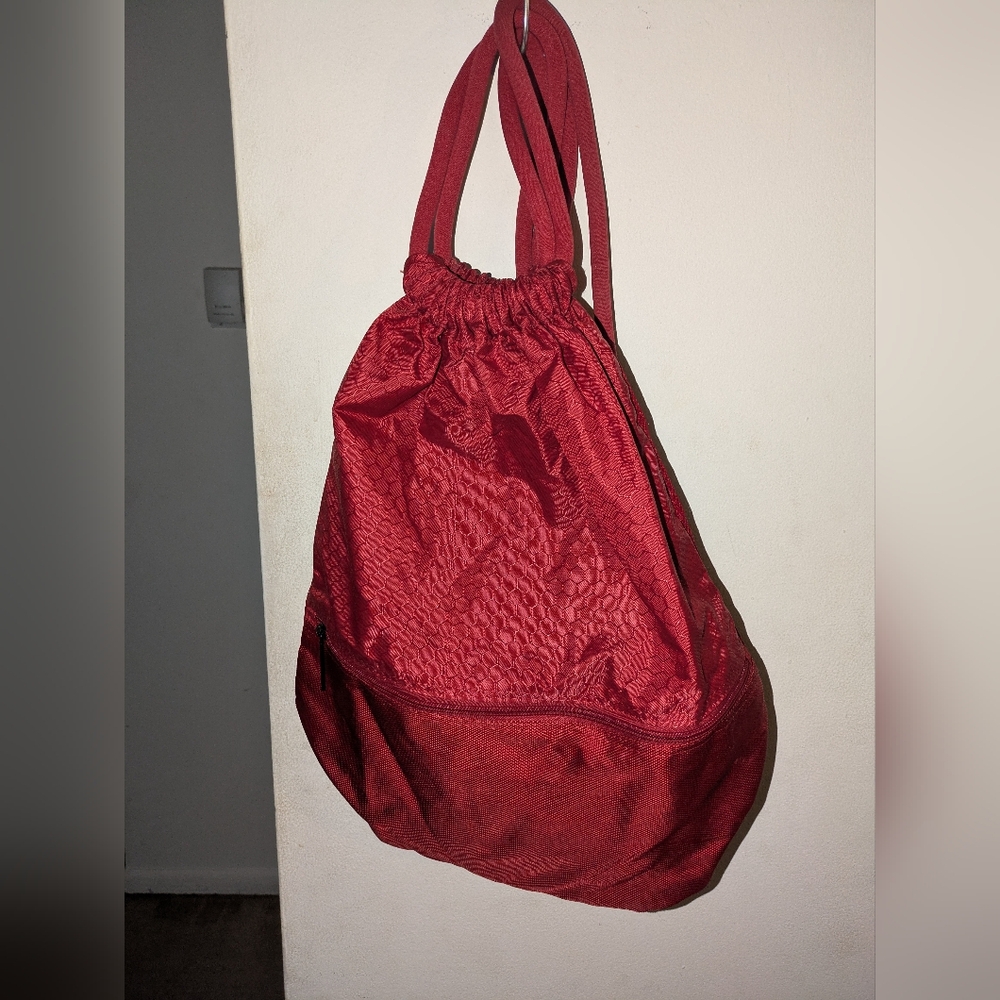 Stylish Red Drawstring Backpack $5 - image 2